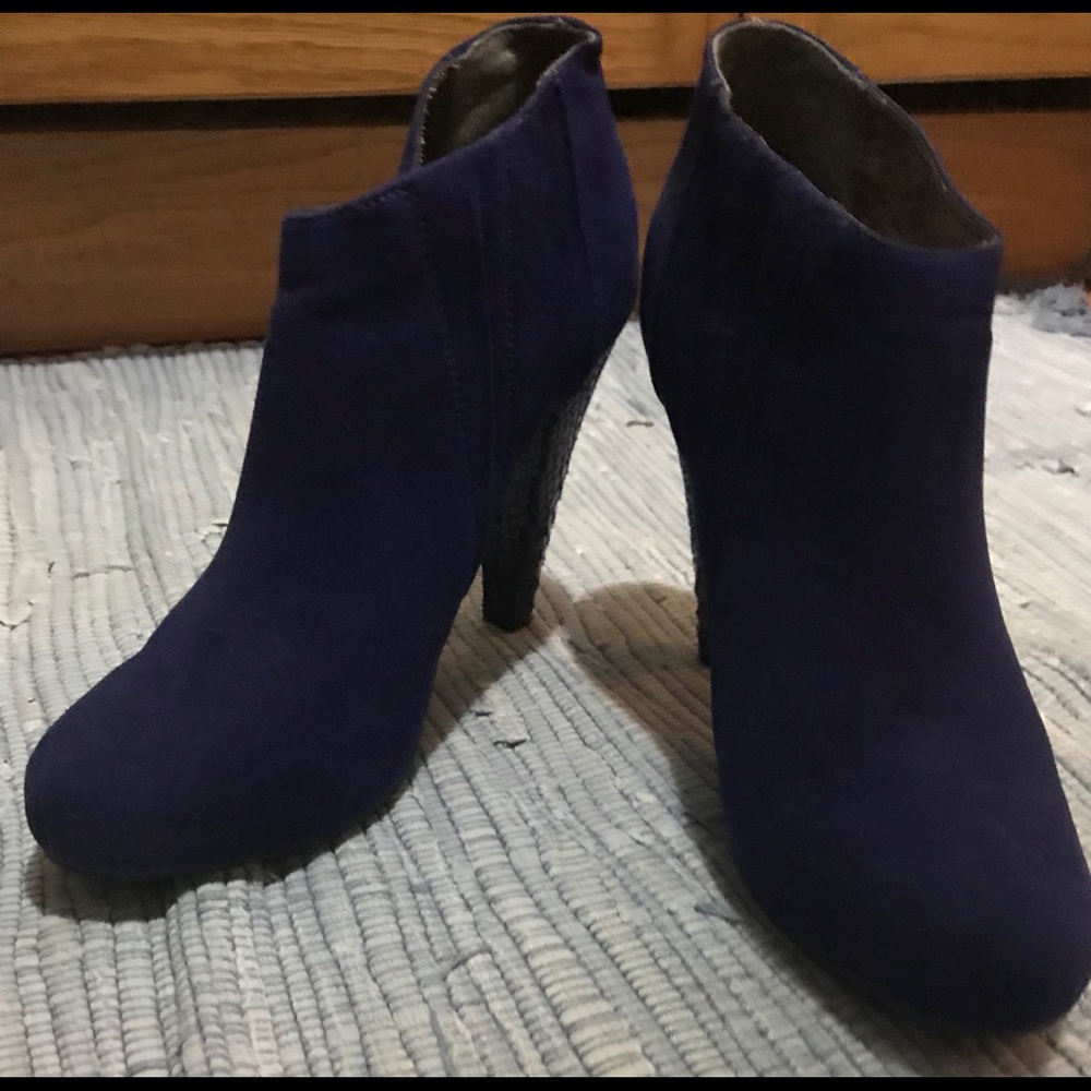 Steve Madden Blue Suede Platform Ankle Boots